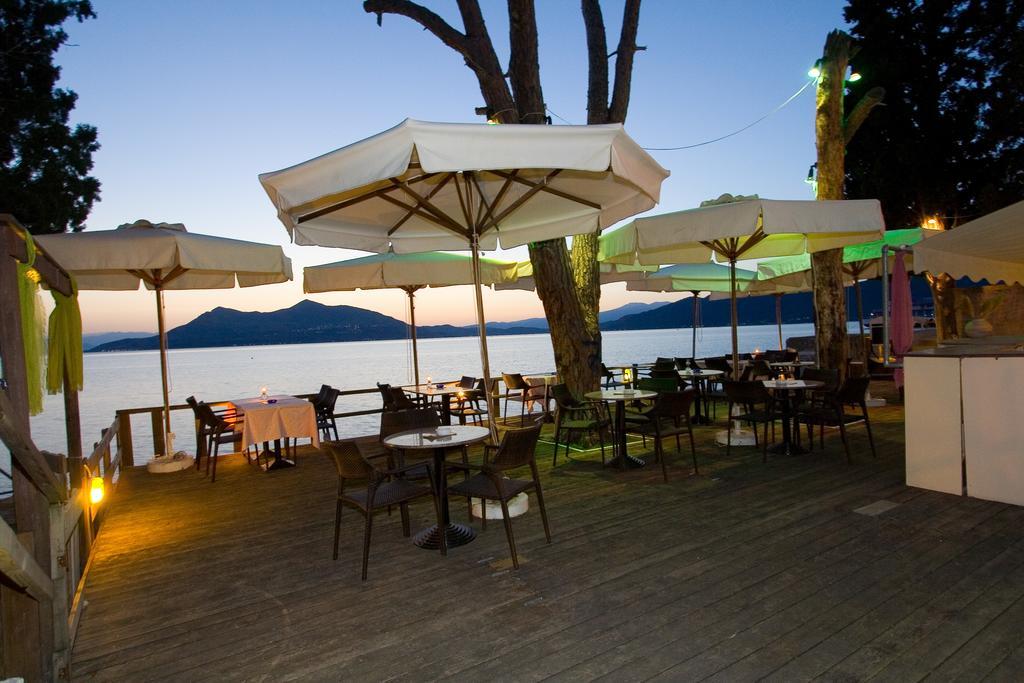 Hotel Romantica Loutra Edipsou  Exterior photo