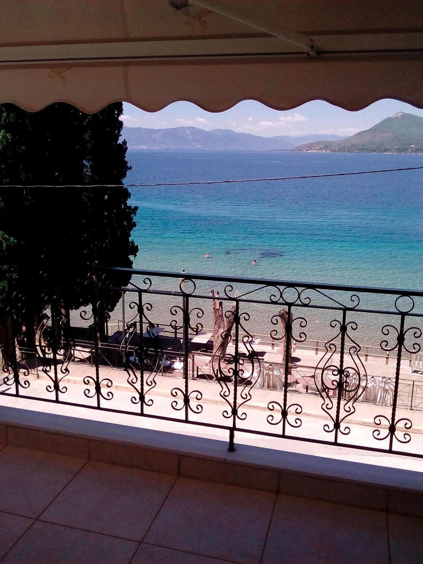Hotel Romantica Loutra Edipsou  Exterior photo
